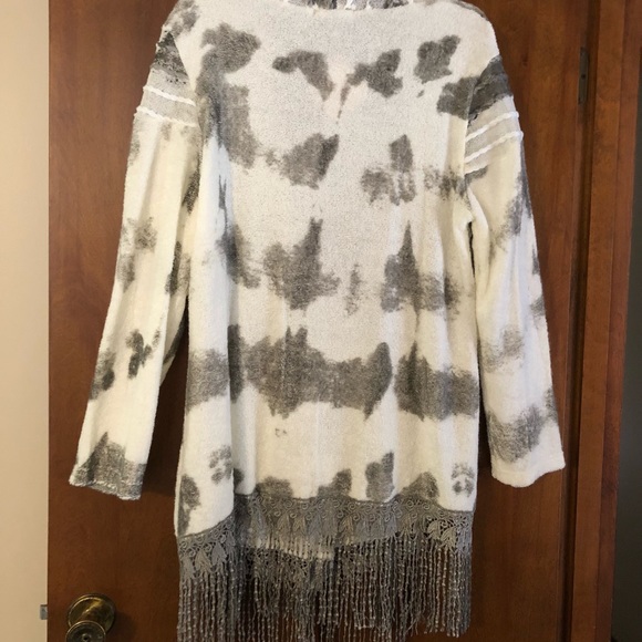 Simply Couture NWT Ladies Cardigan Sweater/Duster in Size Medium. Gray/White - Picture 13 of 15